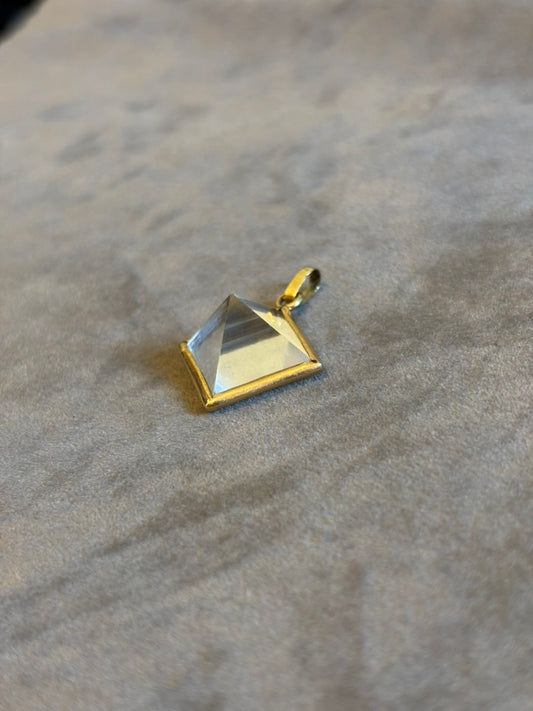 Dije Pirámide Zircón